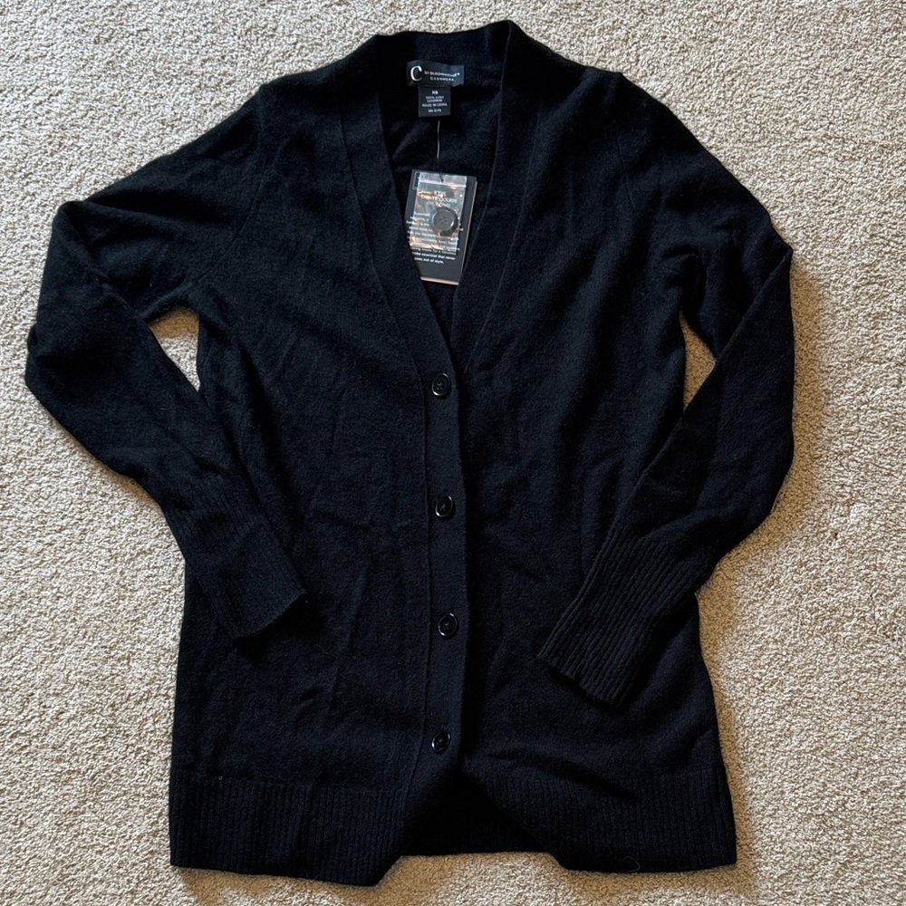 NWT Bloomingdales 100% Cashmere Cardigan